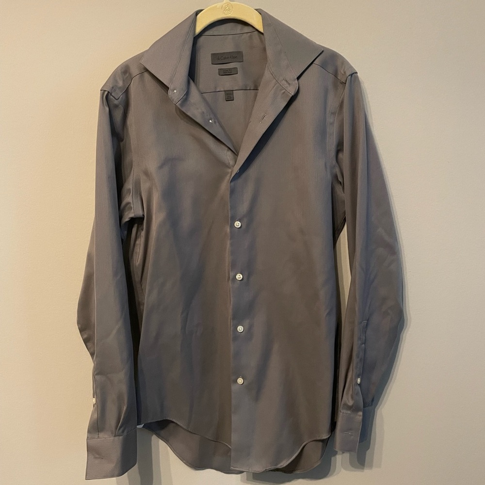 Mens Calvin Klein Slim Fit Button Up Dress Shirt, Size 14.5 32/33